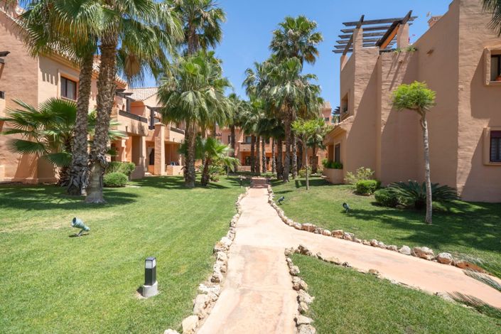 Image No.38-3 Bed Property for sale