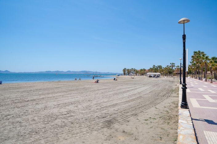 Image No.45-3 Bed Property for sale