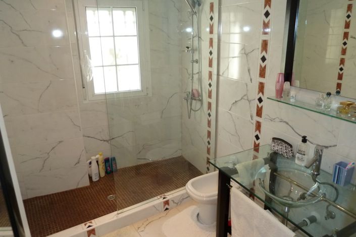 Image No.15-3 Bed Villa for sale