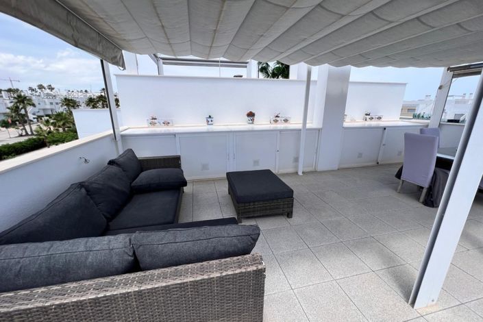 Image No.13-2 Bed Property for sale