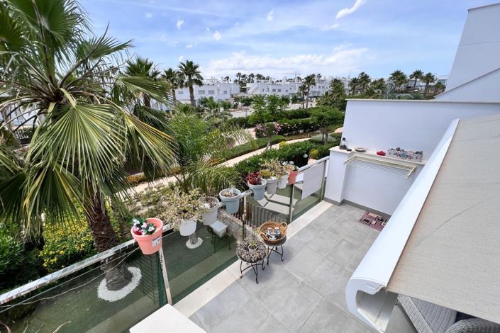 Image No.4-2 Bed Property for sale