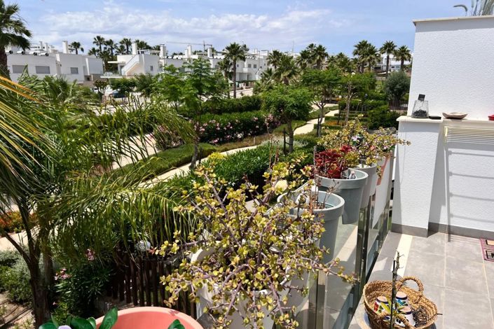 Image No.5-2 Bed Property for sale