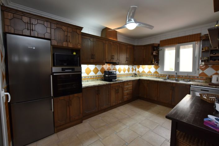 Image No.11-3 Bed Villa for sale