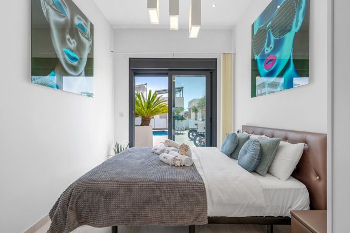 Image No.23-3 Bed Villa for sale