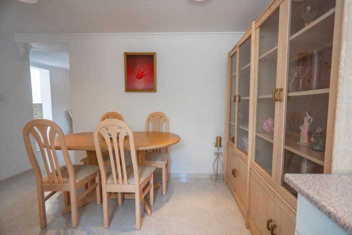 Image No.41-5 Bed Villa for sale