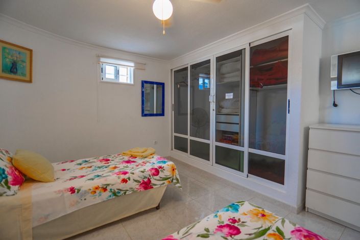 Image No.44-5 Bed Villa for sale