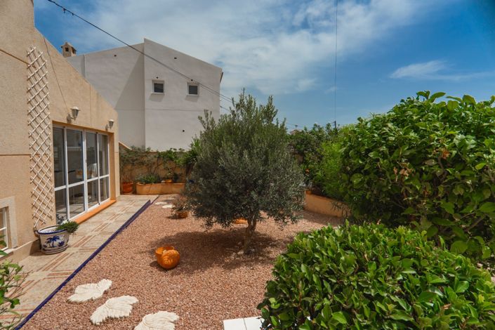 Image No.47-5 Bed Villa for sale