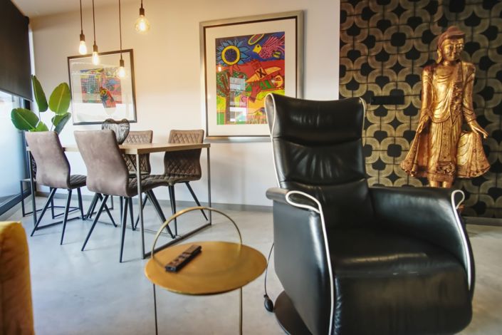 Image No.16-2 Bed Property for sale