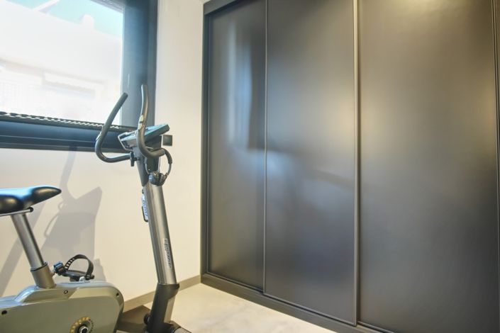 Image No.31-2 Bed Property for sale