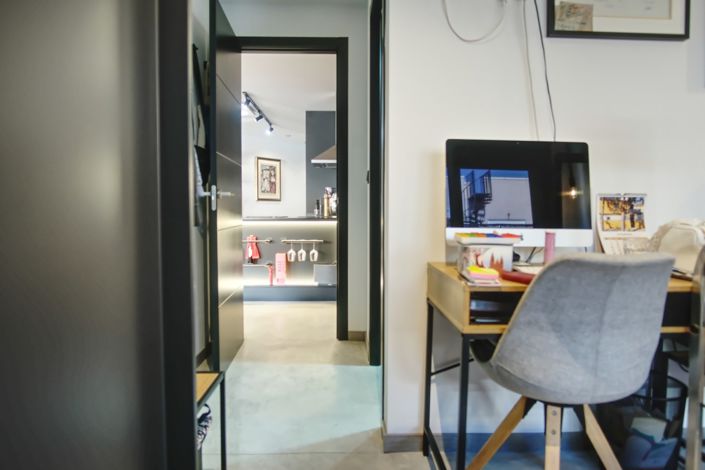 Image No.32-2 Bed Property for sale