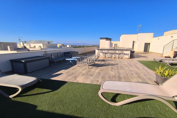 Image No.36-2 Bed Property for sale