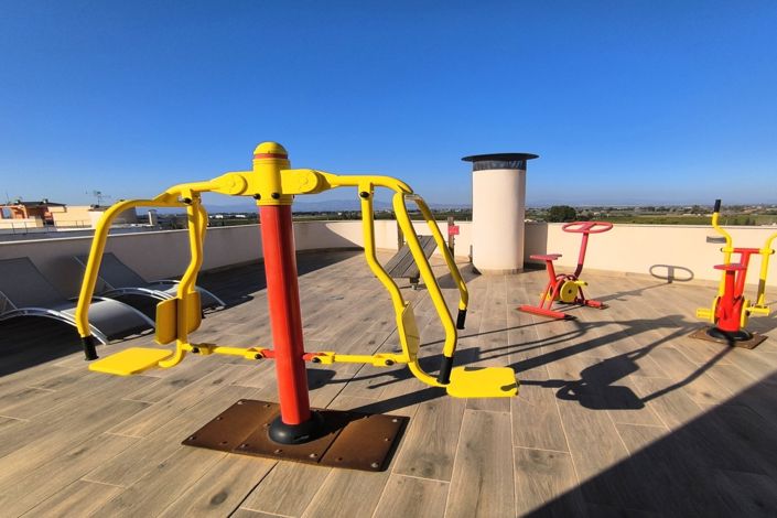 Image No.43-2 Bed Property for sale