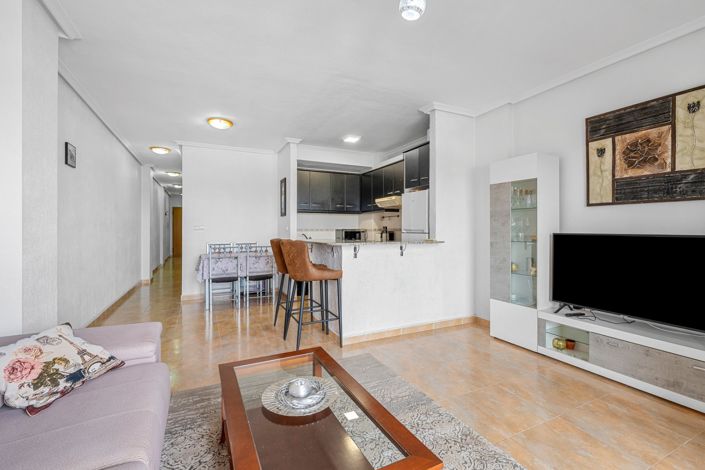 Image No.4-2 Bed Property for sale