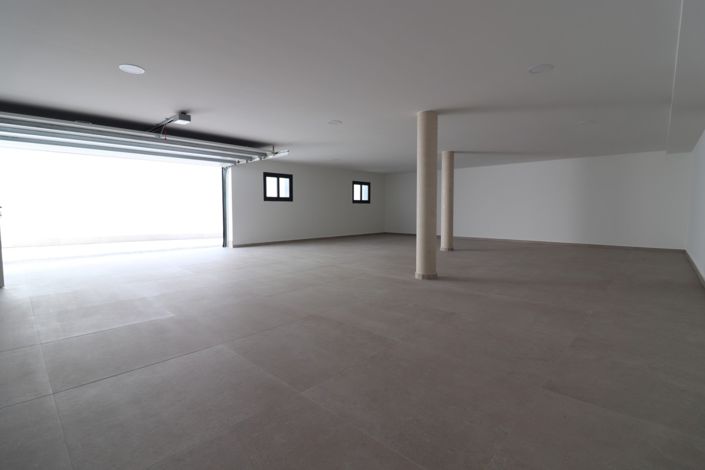 Image No.30-3 Bed Villa for sale