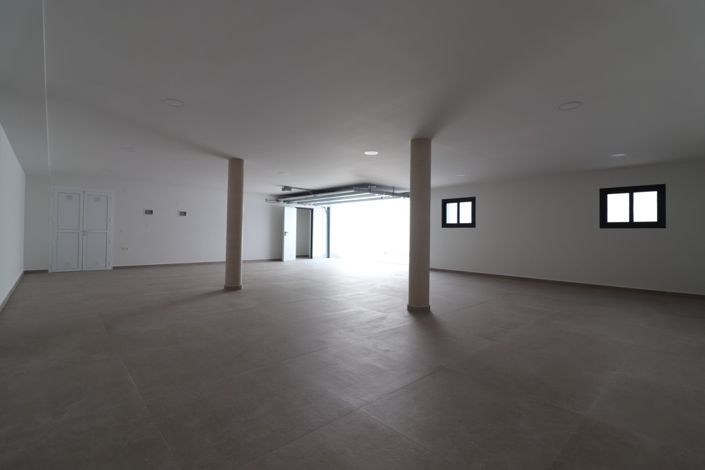 Image No.31-3 Bed Villa for sale