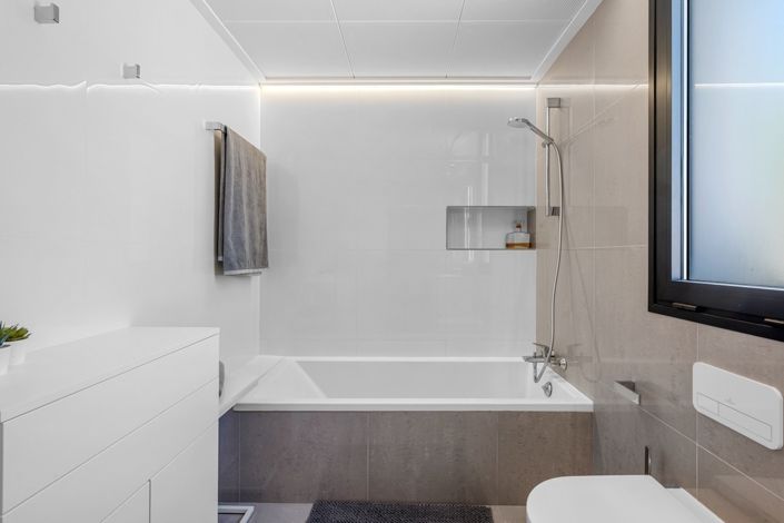 Image No.28-4 Bed Villa for sale