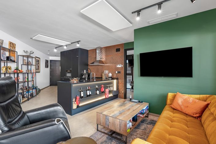 Image No.2-2 Bed Property for sale