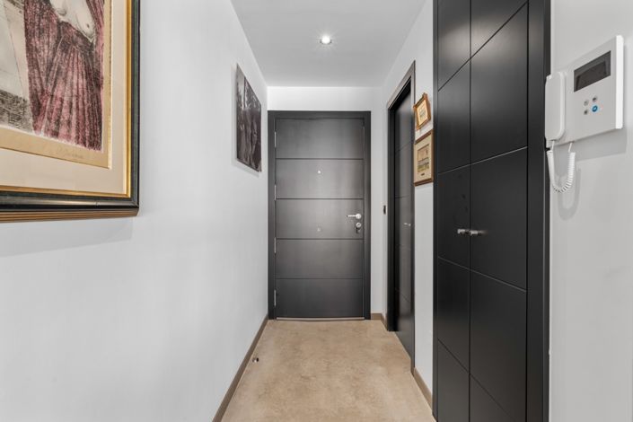 Image No.32-2 Bed Property for sale