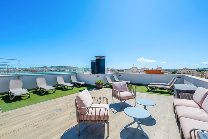 Image No.35-2 Bed Property for sale