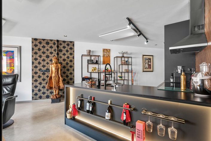 Image No.7-2 Bed Property for sale