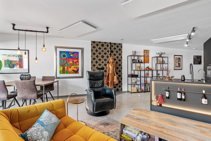 Image No.8-2 Bed Property for sale