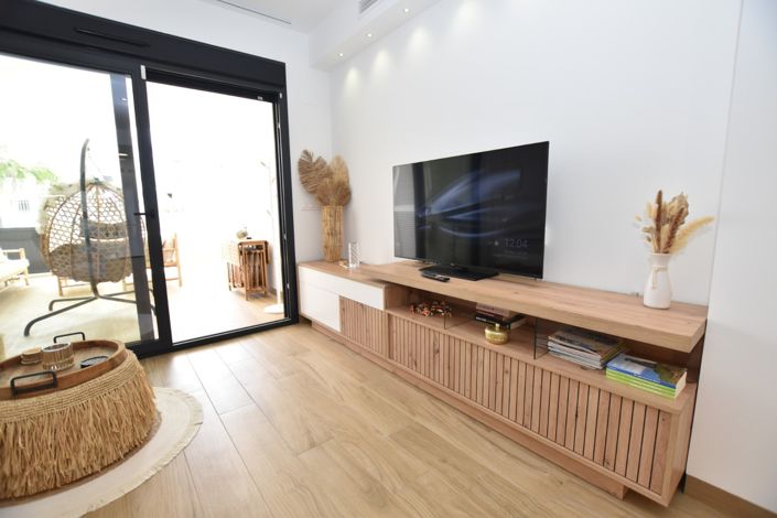 Image No.22-2 Bed Property for sale