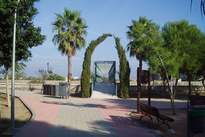 Image No.21-2 Bed Property for sale