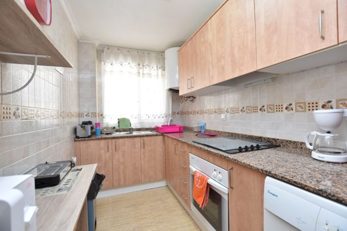 Image No.8-2 Bed Property for sale