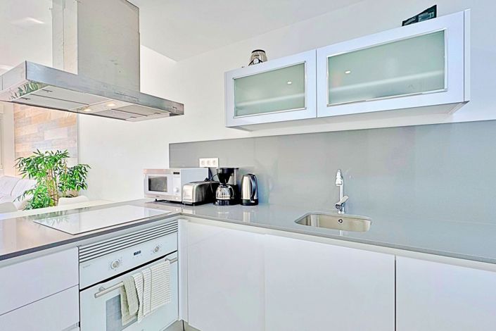 Image No.13-3 Bed Townhouse for sale