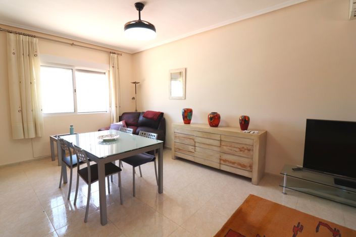 Image No.10-3 Bed Property for sale