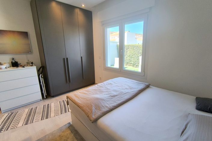 Image No.20-3 Bed Villa for sale