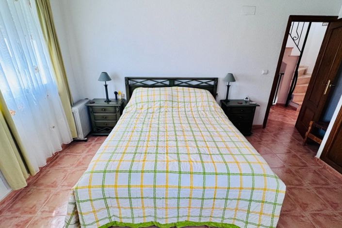 Image No.18-3 Bed Villa for sale