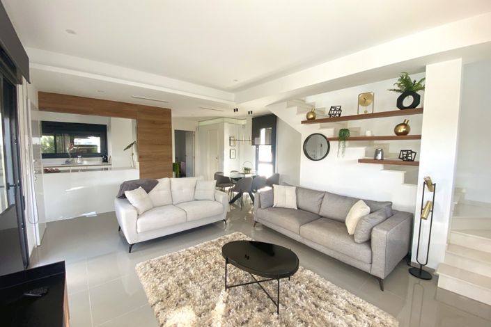 Image No.4-3 Bed Villa for sale