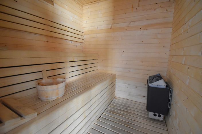 Image No.24-3 Bed Property for sale