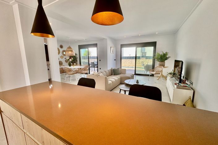 Image No.10-2 Bed Villa for sale