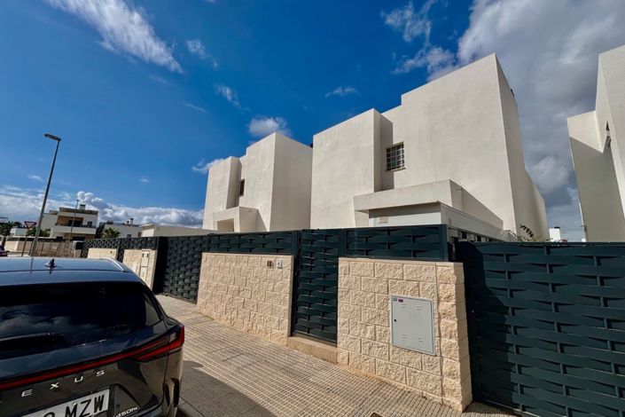 Image No.21-2 Bed Villa for sale