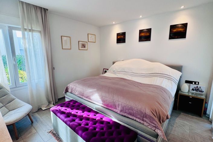 Image No.12-2 Bed Villa for sale