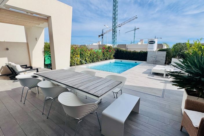 Image No.22-2 Bed Villa for sale