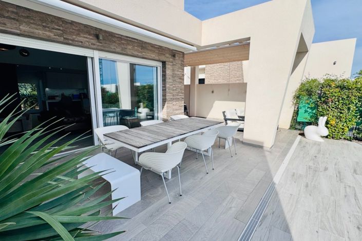 Image No.23-2 Bed Villa for sale