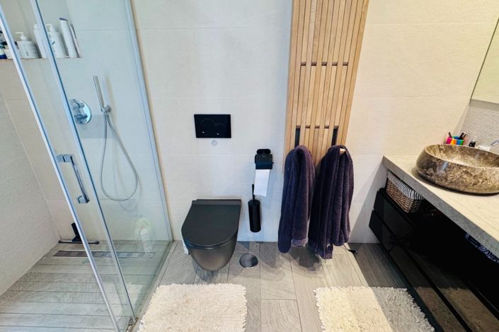 Image No.27-2 Bed Villa for sale