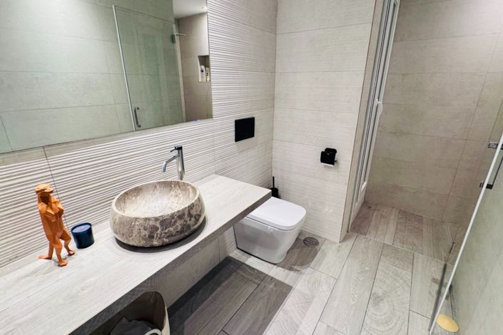 Image No.29-2 Bed Villa for sale