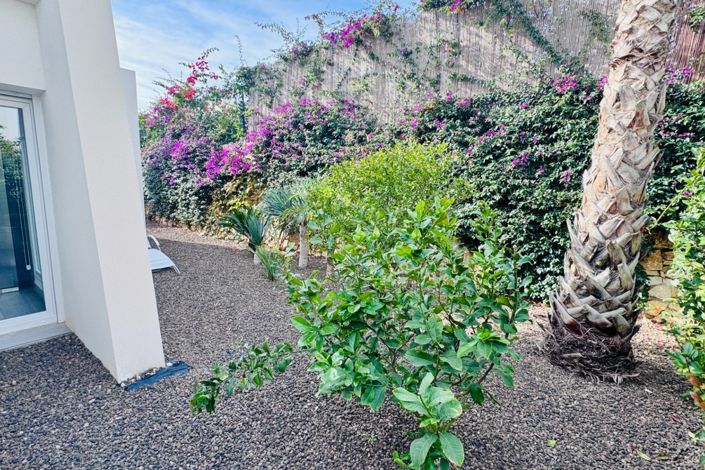 Image No.31-2 Bed Villa for sale