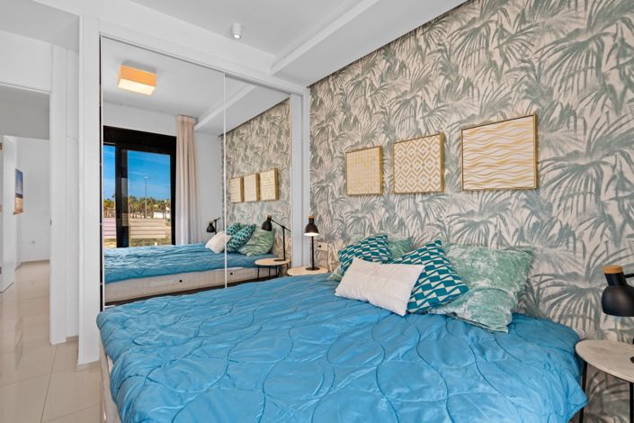 Image No.32-3 Bed Property for sale