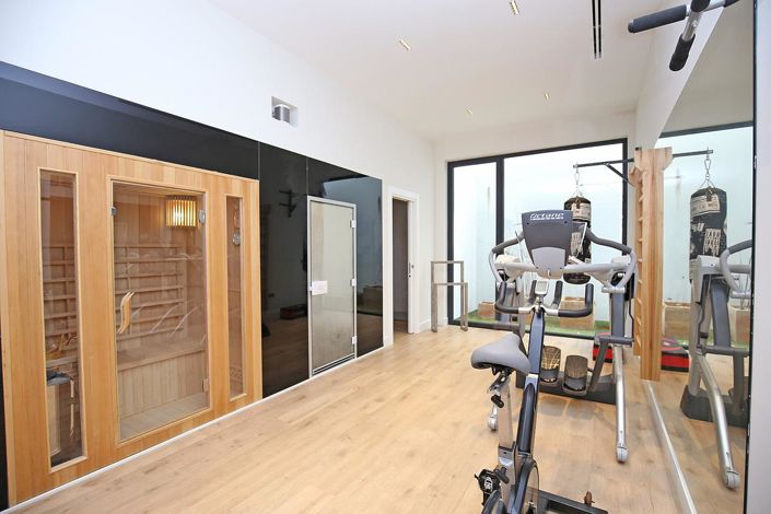 Image No.14-5 Bed Villa for sale