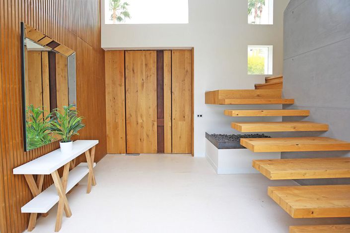 Image No.2-5 Bed Villa for sale