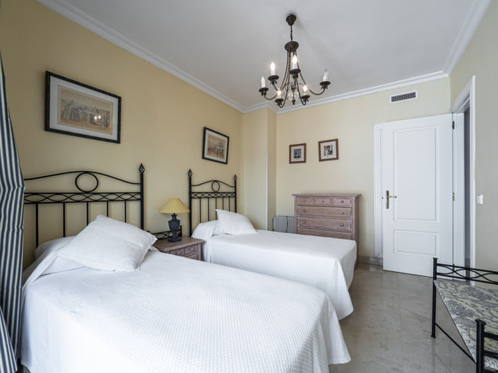 Image No.27-2 Bed Apartment for sale