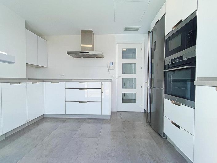 Image No.4-2 Bed Apartment for sale