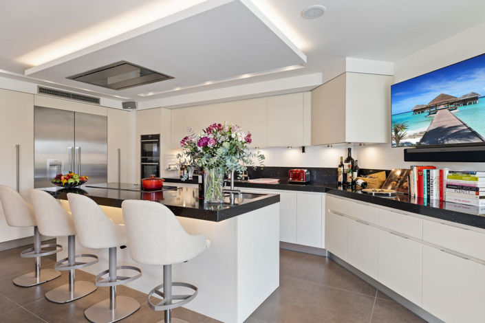 Image No.5-6 Bed Villa for sale