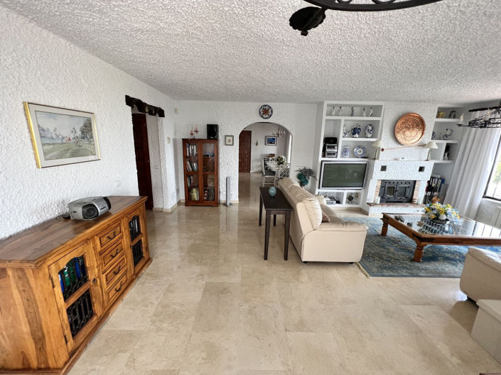 Image No.13-4 Bed Villa for sale