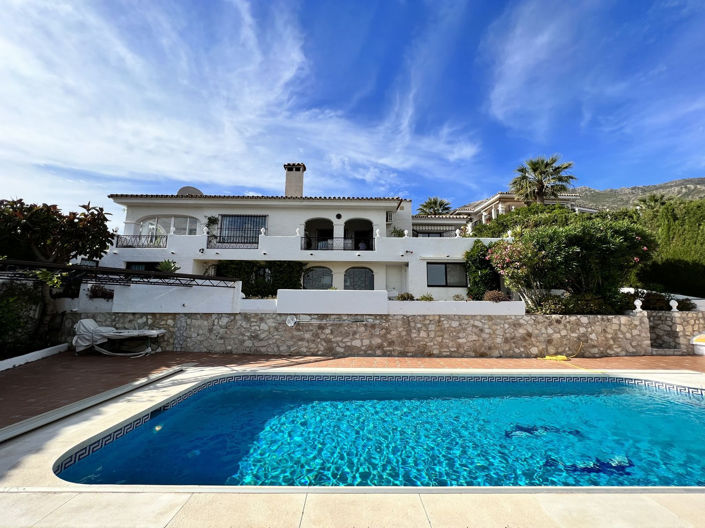 Image No.4-4 Bed Villa for sale